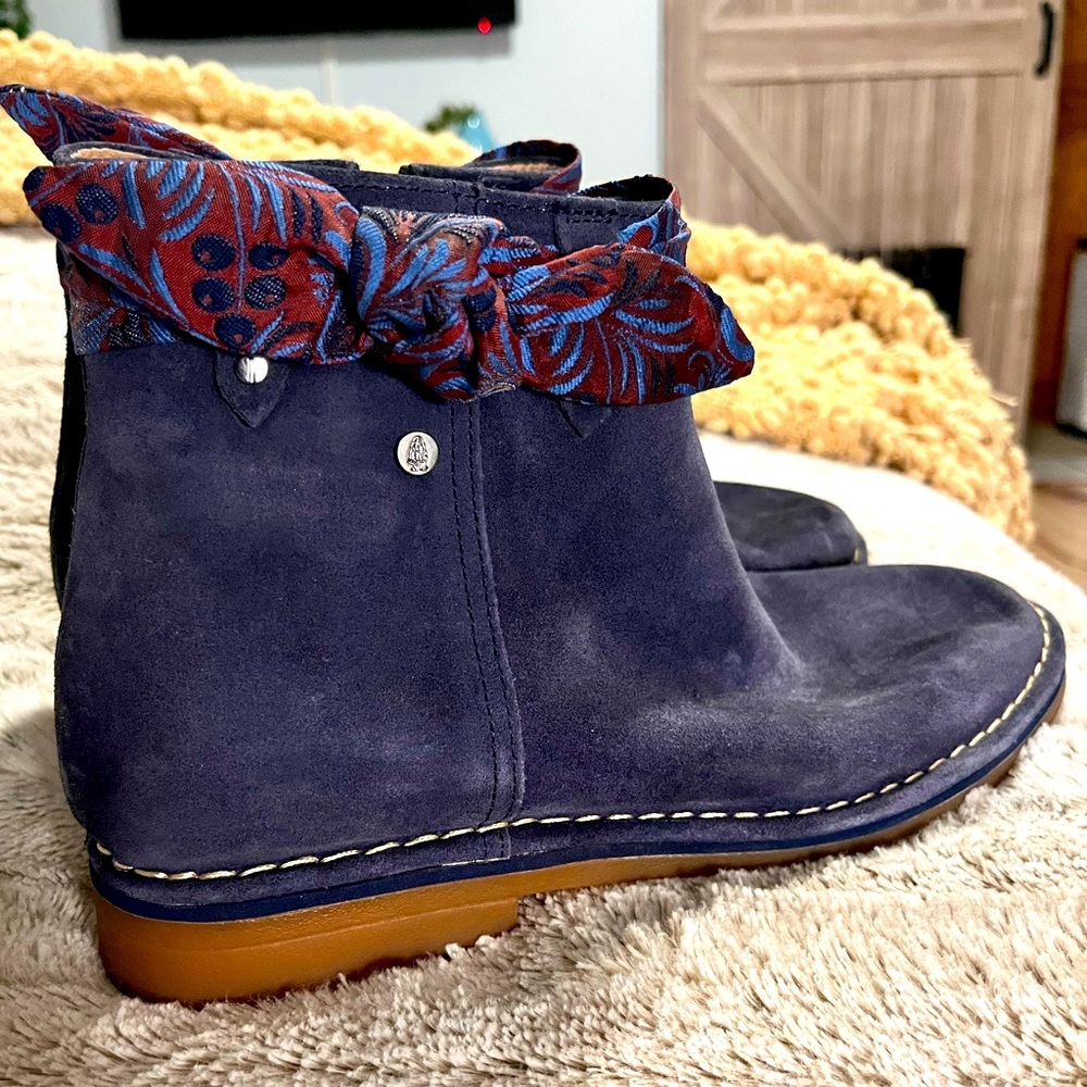 Hush Puppies Blue Leather Suede Booties Boots Size 10